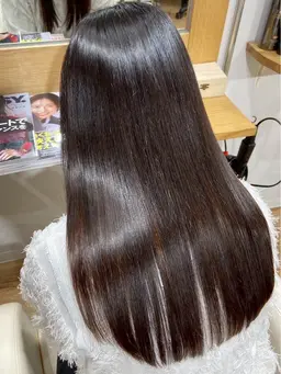 【うる艶ヘア】♟カット+縮毛矯正+選べるトリートメント♟