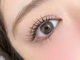 🌸【まつパ】◎似合わせラッシュリフト🌸(上)🌻美容液付🌻支払い現金のみです💰