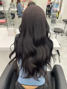 【𝐋𝐈𝐌𝐈𝐓𝐄𝐃 𝐏𝐑𝐈𝐂𝐄】🖤韓国オンニ風暗染➕オリジナルトリートメント➕炭酸スパ🖤