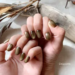 ミラーorマグネットワンカラー ベースにカラーを入れる場合はプラス1,100円 パラジェル使用☪︎