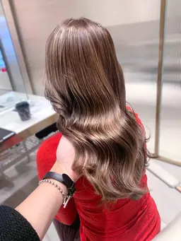 派手髪さん必見👀カット/コントラストハイライト/自社開発トリートメント🌈