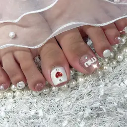 👣フット・120分つけ放題持ち込みデザイン8800円（デザイン6本まで)【初回ジェルオフ無料ケア込み】