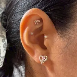 耳つぼジュエリー枠予約のみ　¥500〜