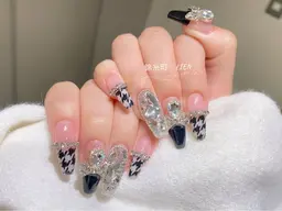 💎ハンドゴージャスコース【持ち込みアート60分ジェルやり放題とパーツ、ストーン、スターズ、シール制限ナシ】