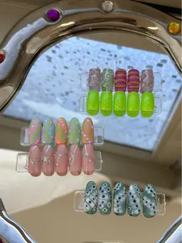 GEL-X長さ出し.ミディアムアート/オフ無料(手描き系アート5本)デザイン事前相談