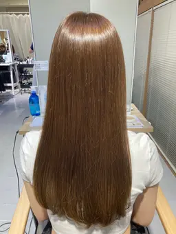 艶さら縮毛矯正💍カット+縮毛矯正+Aujua1stepトリートメント付き