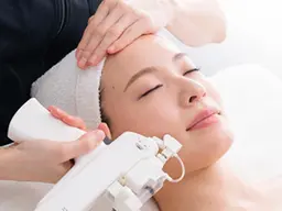 【新規】《当店人気No2》実感力が違う◆毛穴洗浄+幹細胞フェイシャル60分◆4,980円