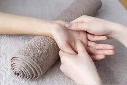 ビューティーハンドケア(イルネージュ使用)