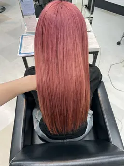 🩶ブリーチカラー🩶髪の毛の状態に合わせながら中明度・高明度の可愛いブリーチカラー(デザインカラー以外です🙇‍♀️)