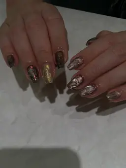 【ハンド】オフありお持ち込みニュアンスデザイン⚠️ ワンカラー/マグネットワンカラー/ミラーワンカラー/埋め尽くしは不可