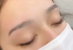 ✧次世代パーマ✧ハリウッドブロウリフト/眉毛WAX込み