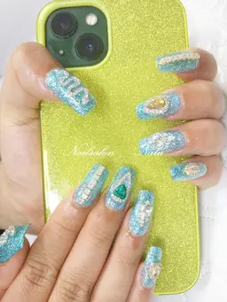 【オフなし❌】フルチップ長さ出し10本＋ワンカラー＋パーツ💎ストーン乗せ放題✨マグネット・フラッシュも🉑