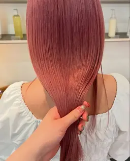 "うねり、癖のある方"にオススメ 🎵フローディアトリートメント🎵