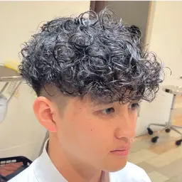 ❤️‍🔥9:00 or 20:30限定❤️‍🔥メンズカット+パーマ🇪🇸撮影OKの方のみ📷［大阪/心斎橋/難波］