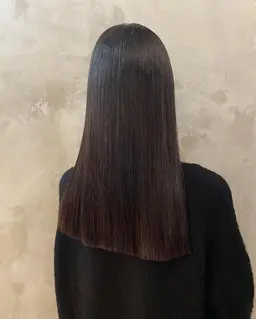 【☔️湿気の多い時期にオススメ☔️🐸】カット＋縮毛矯正＋1STEPトリートメント