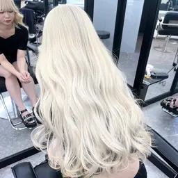 高明度のハイトーンにしたい方☁ブリーチ2回 ＋ カラー ＋トリートメント(トリプルカラー)