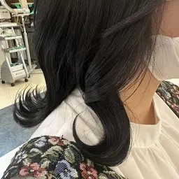 [期間限定デビュー価格]　就活や実習の暗染め・黒染めカラー￥4400