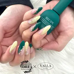 大牟田初✨韓国発ジェルネイルブランド！VALLAジェルデザイン💅🏻