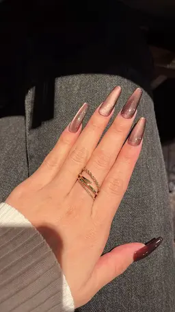 無料でハンドのジェルネイルいたします！