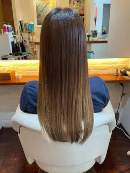 髪質改善トリートメント（酸熱トリートメント）⚜️