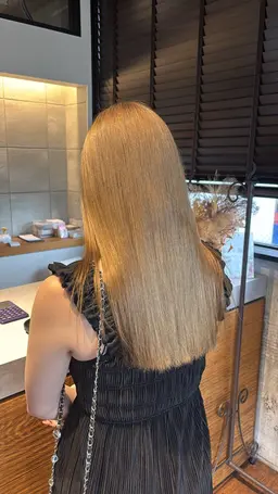 【モデル限定価格】❤️🔥ケアブリーチ+オンカラー+TOKIOトリートメント❤️🔥