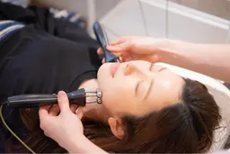 【むくみ＆贅肉撃退ならコレ🔥】初回50％off《美肌痩身EMS (50分) 11,000円→5,500円》