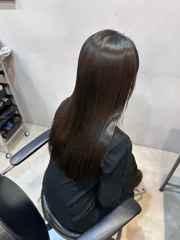 【学割U24】カット＋艶カラー ¥5300