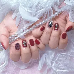 12月⭐️オフ無料⭐️ 🎀HAND-持ち込みデザイン アート＆パーツ4本やり放題