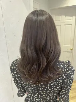 ⭕️人気No.1メニュー🌿【カット】+【韓国風🇰🇷艶カラー✨】+【ケアウォータートリートメント】