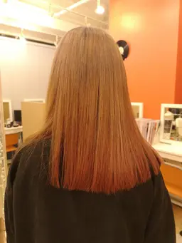 【おすすめ】ホームケア用リペアカラー付きのフルカラー＆トリートメント