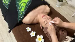 今話題の毛穴エクストラクション　90分