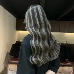 ギャルハイライト🌞🌴🌺✨＋うるつやトリートメント✮