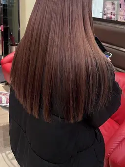 《うねうねする髪の毛に悩んでる方》ストレートパーマ🧏🏻‍♀️+トリートメント