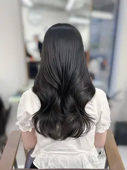 韓国ヘアカット+プレミアムカラー🖤