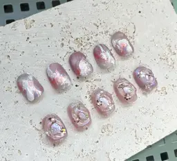 ご新規様❣️今月限定の定額2デザイン💅オフあり・オフなし¥8800🌸ご新規様他店オフ無料✨お色変更可能🙆‍♀️