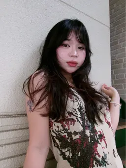 【土日祝限定✔️】レイヤーカット✂️✨お顔立ちやライフスタイルに合わせて似合わせます🎀カウンセリングしっかり☘️