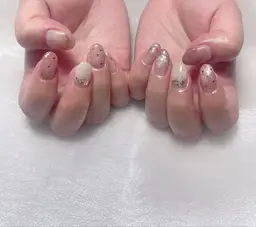 期間限定【オフ無料】🍓ྀིワンホンネイル（2本パーツok 🎀ྀི）