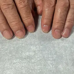 さりげない大人の美爪ケア