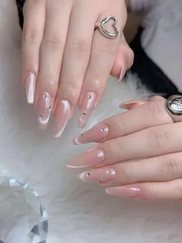 [研修]［チップ長さ出し10本、グラデーション／チークネイル／マグネット／ミラー