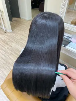 【平日限定】🌟シルクストレート ＋ カット🌟