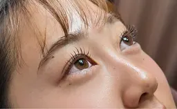 🎀パリジェンヌラッシュリフト🎀〈アイシャンプー付き〉下まつ毛はプラス1000円で施術可能です🙆🏻‍♀️