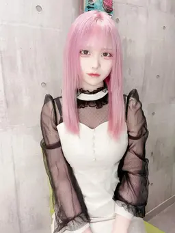 シングルカラー(リタッチ)+うる艶保湿トリートメント+アイロン仕上げ【口コミ投稿お願いしております】