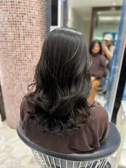 小顔カット✂️白髪染めリタッチ🐻トリートメント✨