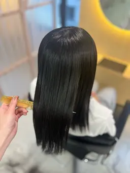 女性限定👧🏻縮毛矯正＋カット🥞(ドライ、ブロー込み)ロング料金なし