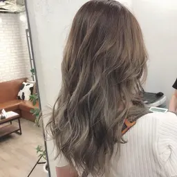 🎀前髪カット+艶カラー＋トリートメント+ヘアセット🎀