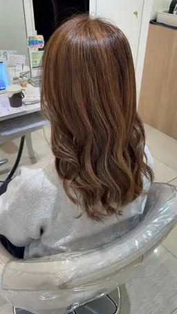 【🌷もう気にならない！白髪ぼかし🌷】脱白髪染めハイライト