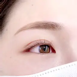 ラッシュリフト（まつげパーマ）＋眉カットセットメニュー🍒