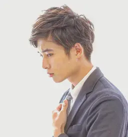 ✂︎眉カット✂︎女性方も、メンズの方もぜひ✂️