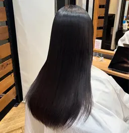 .* 🌟人気メニュー🌟.*【学生限定】縮毛矯正（ストレートパーマ）＋マルチケアトリートメント　⚫︎平日19:30~