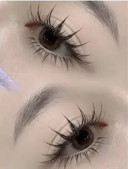 人気NO.1ワンホンデザインフラットラッシュ 120本+ 下まつげ20本　オフ込み